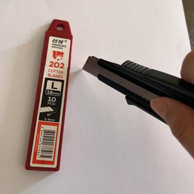 تیغه های کاتر 18 میلی متری با دقت بالا، برش دقیق با فرکانس تعویض متغیر و فولاد کربن بالای SK2