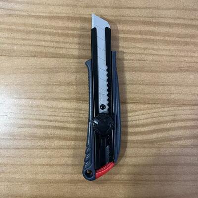 تیغه آلیاژ ABS SK2 18 میلی‌متری چاقوی ابزار دیوار خشک با کارایی بالا ارگونومیک